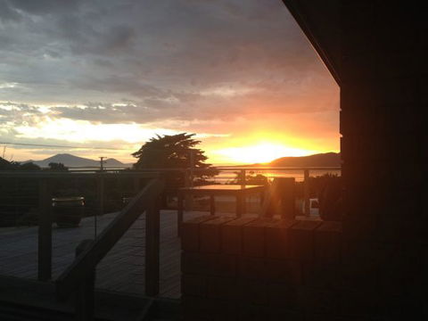 Lady Barron Villa - Australia Accommodation 1
