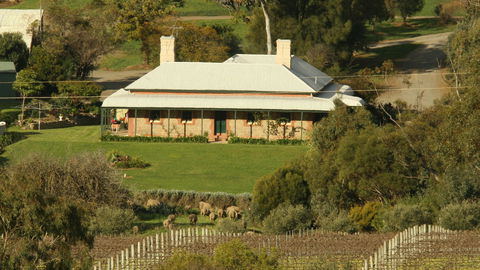 Oliver's White Hill Bed And Breakfast - Australia Accommodation 0