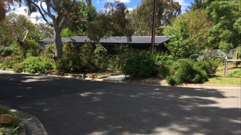 Hilltop Too - Australia Accommodation 0