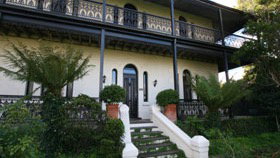 Colhurst House - Australia Accommodation 0