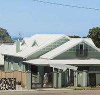 Merewether Beach House  - Australia Accommodation