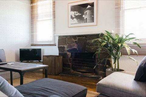 Mount Ophir Estate - The Gatehouse - Australia Accommodation 0