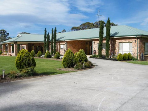Nana And Pa's Country Retreat - Australia Accommodation 0