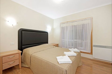 Reef View Apartments - Australia Accommodation 1