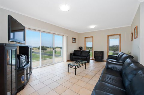 Reef View Apartments - Australia Accommodation 8