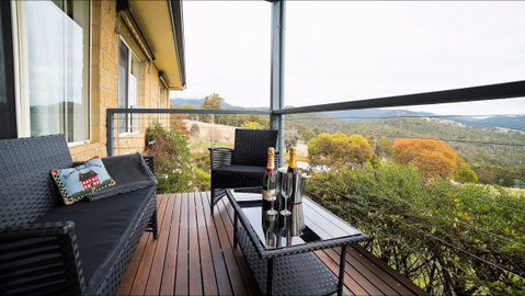 Wild Dog Rise - Australia Accommodation 6