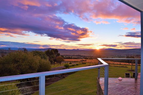 Wild Dog Rise - Australia Accommodation 7