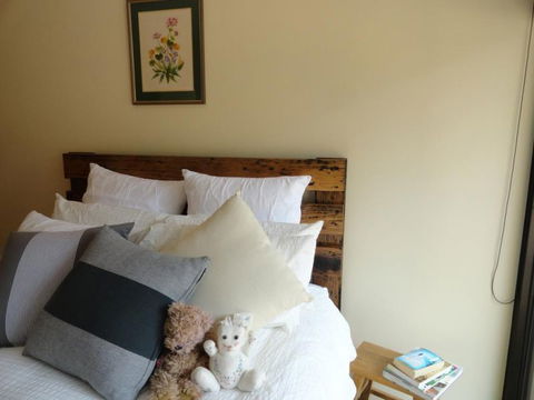 Down To Earth Farm Retreat - Australia Accommodation 5