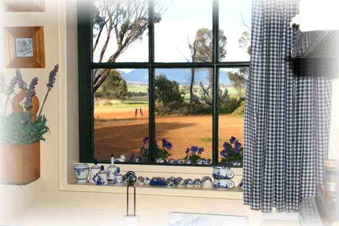 The Lily Stirling Range - Australia Accommodation 13