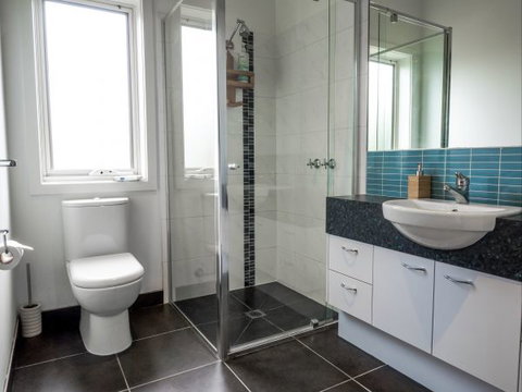 Alice's Palace Ocean Grove - Australia Accommodation 8