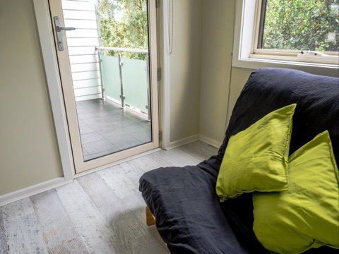 Alice's Palace Ocean Grove - Australia Accommodation 9