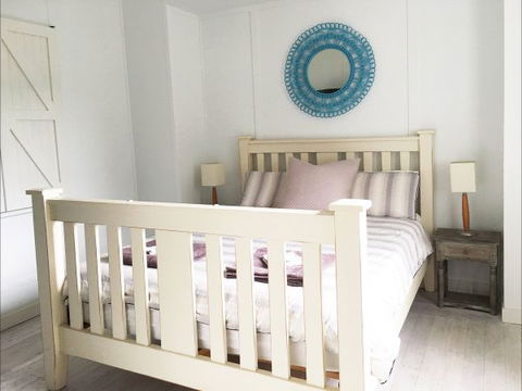 Atlantis Seafarers Cottage - Australia Accommodation 2