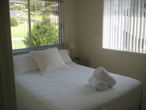 Beach Breakers - Australia Accommodation 3