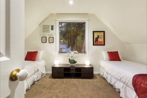 Briars Cottage Daylesford - Australia Accommodation 7
