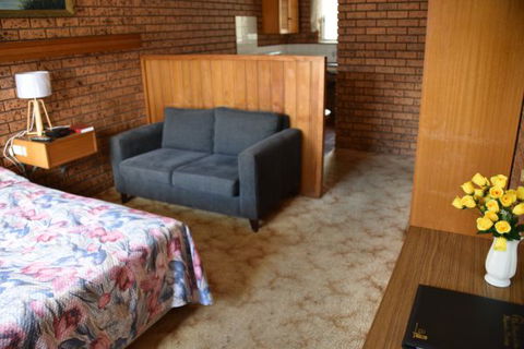 Corowa Gateway Motel - Australia Accommodation 3