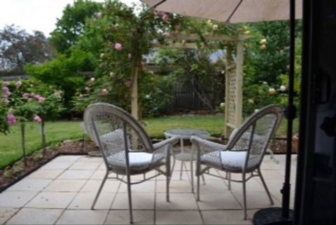 Garden Cottage B And B - Australia Accommodation 1