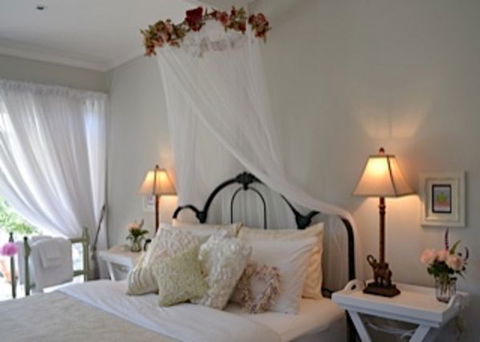 Garden Cottage B And B - Australia Accommodation 3