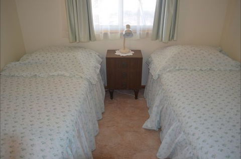 Hillview - Australia Accommodation 4