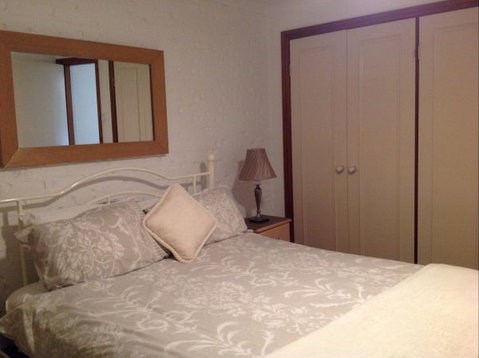 Kimber's Apartments On Gurwood - Australia Accommodation 2