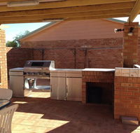 Leeman Holiday Units - Australia Accommodation