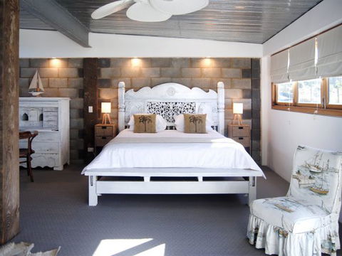 Malibu On The Beach - Australia Accommodation 3