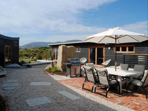 Malibu On The Beach - Australia Accommodation 6