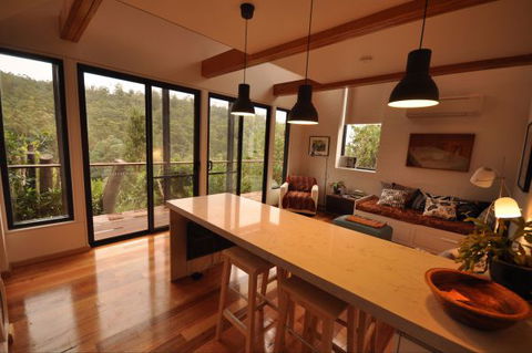 Pipeline Chalet Mt Wellington - Australia Accommodation 3