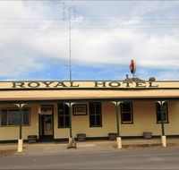 Royal Hotel Snake Valley - Australia Accommodation