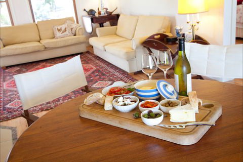 Sanctuary@Waratah - Australia Accommodation 4