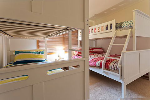 Snow Valley Lodge - Australia Accommodation 2