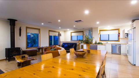 Southern Ocean Lookout - Australia Accommodation 4
