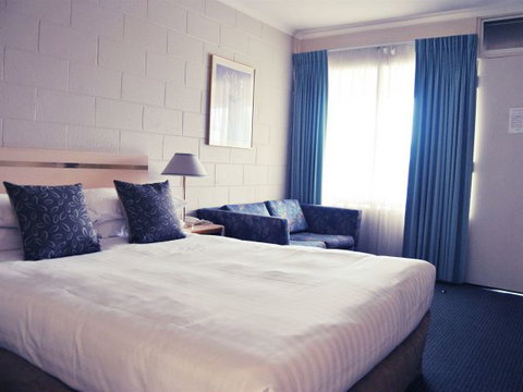 Sunrise Devonport - Australia Accommodation 1