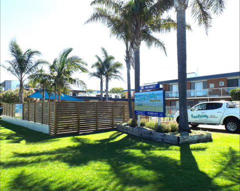 Surfside Holiday Apartments - Australia Accommodation 0
