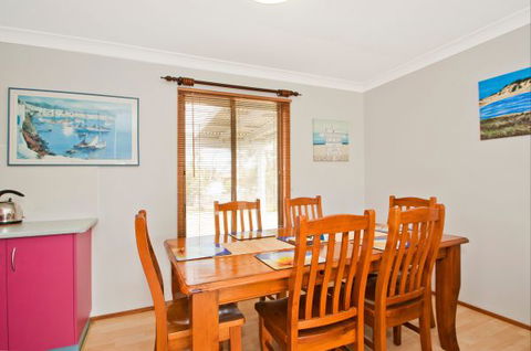 Tea Tree Cottage - Australia Accommodation 4