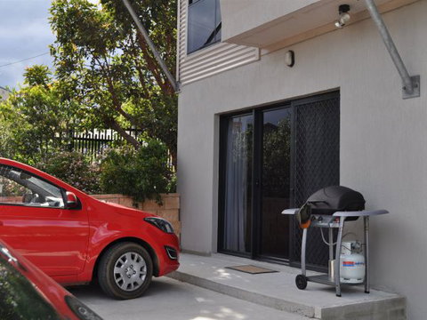 Warrakilla - Australia Accommodation 2