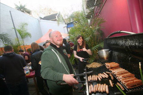 Zing! Backpackers Hostel - Australia Accommodation 6