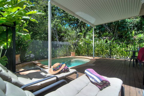 Port Douglas Cottage & Lodge - Australia Accommodation 3