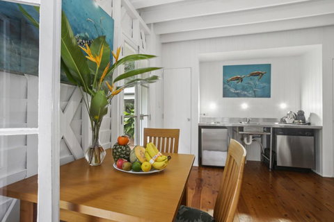 Port Douglas Cottage & Lodge - Australia Accommodation 8