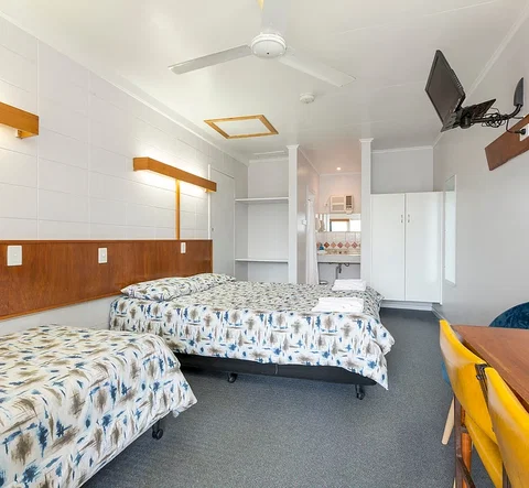 INNISFAIL CITY MOTEL - Australia Accommodation 0