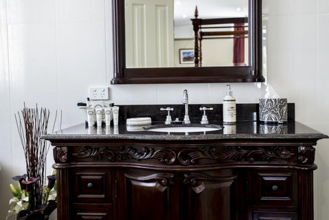 Bli Bli House Luxury Accommodation - Australia Accommodation 17