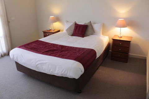 Central Shepparton Apartments - Australia Accommodation 5