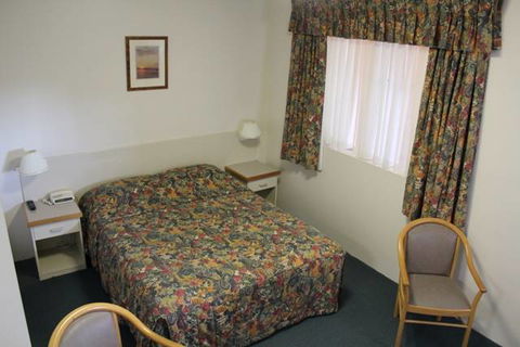 AZA Motel - Australia Accommodation 1