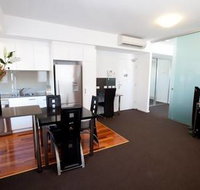 B7 Honeysuckle Apartments - Australia Accommodation