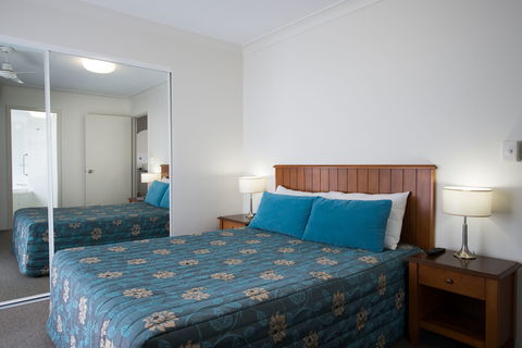 Beachcomber International Resort - Australia Accommodation 6