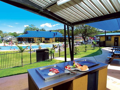 Beachfront Holiday Resort - Australia Accommodation 6