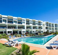 Beachside at Magnetic Harbour - Australia Accommodation