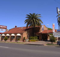 Burke  Wills Motor Inn - Australia Accommodation