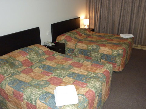 Burke & Wills Motor Inn - Australia Accommodation 3