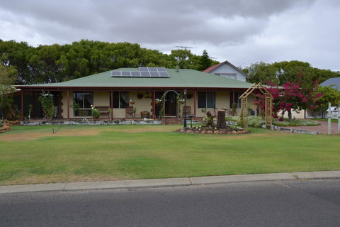 Busselton Marina Bed & Breakfast - Australia Accommodation 9