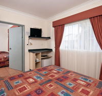 Cairns Queens Court - Australia Accommodation